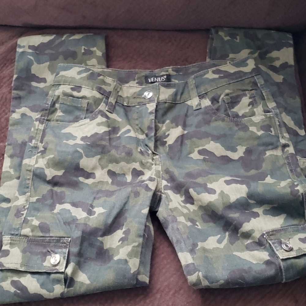 CAMOUFLAGE PANTS